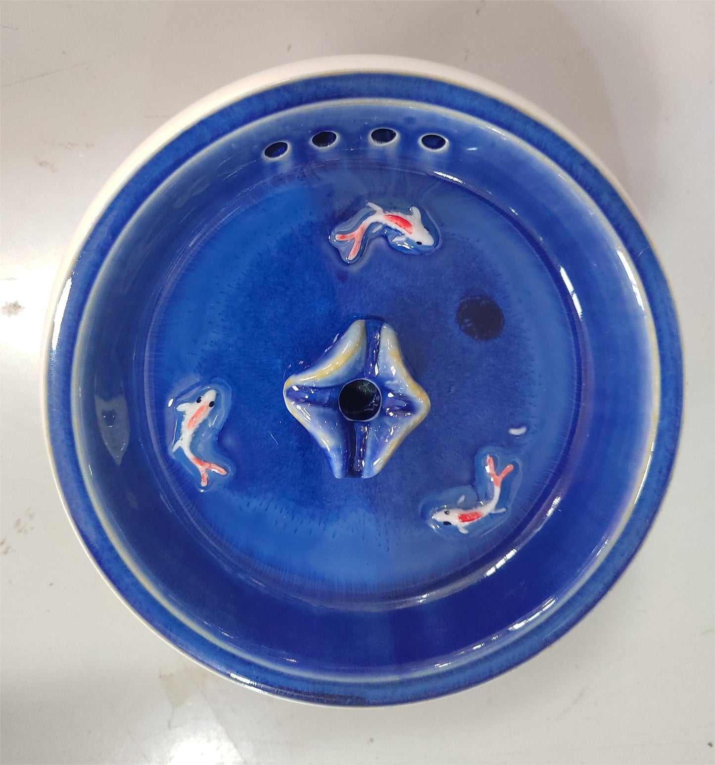 Elegant Artisan ceramic cat fountain